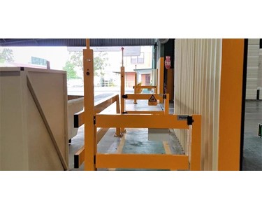 Verge Safety Gate Barriers with Warning Light & Signal - BV061