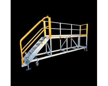 Star Aluminium - Mobile Truck Access Platforms