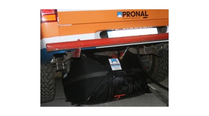 CLC lifting cushions and complementary Pronal bags combine the advantages of high durability and power with gentle, precisely controlled lifting that can spread the load over broader surfaces of the object being lifted, rather than focusing the power on point loads.