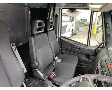 Iveco - ML140E28/P Cab Chassis Truck