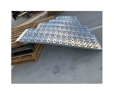 Heeve - Loading Ramps | Aluminium Curved Multi-Use 