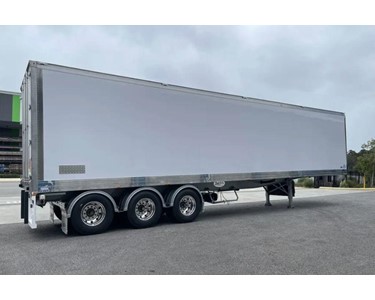 Refrigerated Vans and Duraplate Dry Vans