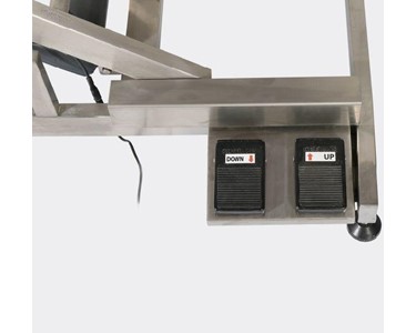 Aeolus - Low-Low Dental Table