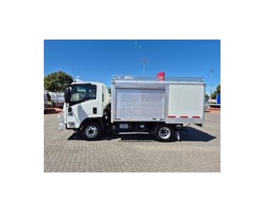 Isuzu - Used Service Truck | NPR200 Car License A.M.T Service Body