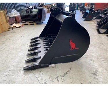 Roo Attachments - 20t Excavator Skeleton Bucket 1800mm 140*140 Rock