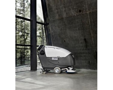 Large Walk Behind Scrubber Dryer | BA651