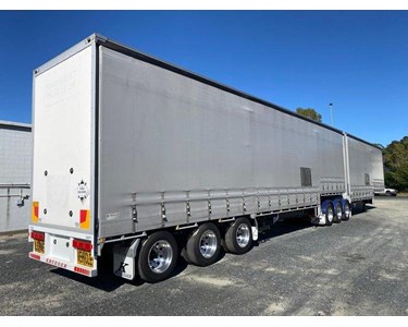 Krueger - Used Curtainsider Trailer | 36 Pallet 