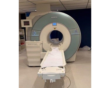 Siemens - Verio 3.0T MRI Scanner - (EX3459)