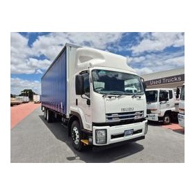 Used Curtainsider Truck | FVL 240-300 AUTO 14 Pallet Tautliner/Lift