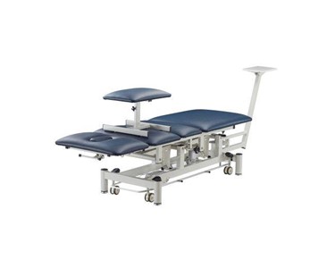 4 Section Traction Table | G-MC1067