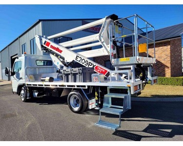 Truck Mounted Lift 220 kg | E209PX Hino 817 4x4