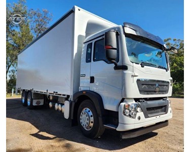 Curtainsider Truck | 2025 SITRAK T5G 330 