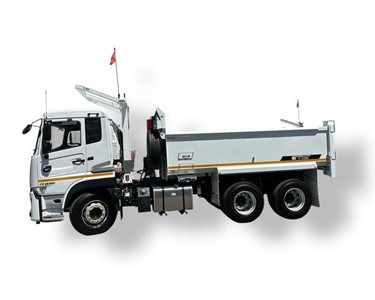 Quon Mine Spec Tipper Truck