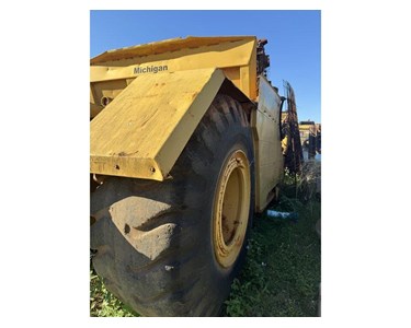 Michigan - Used Wheel Scraper | 110-15B