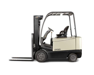 Crown - FC Series | 4-Wheel Counterbalance Forklift
