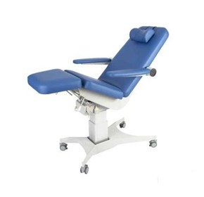 Pinnacle Dialysis Chair with CPR Release