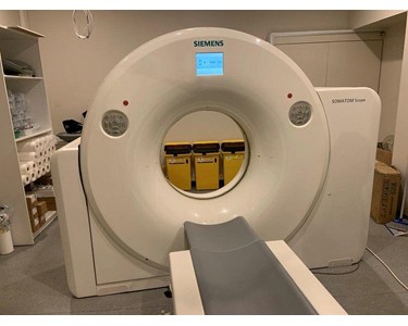 Siemens -  Scope Power 16 Slice CT scanner with 2021 Tube & Care Dose - (EX3065)