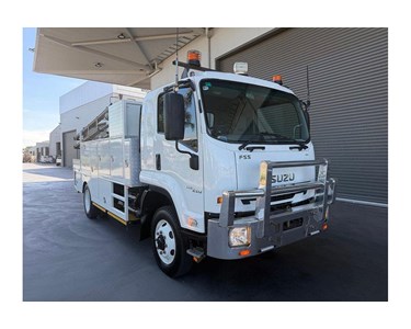 Isuzu - Used Service Truck | F Series FSS110-210
