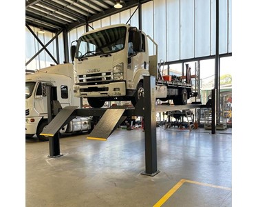 TuffLift - 4 Post Truck Hoist | 12 Ton 7.5M Long  – TL12.0TH-7.5
