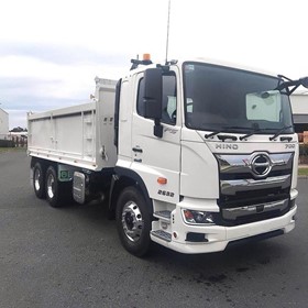 Tipper Truck | Hino FS 2632 AT Air 5488 6x4 