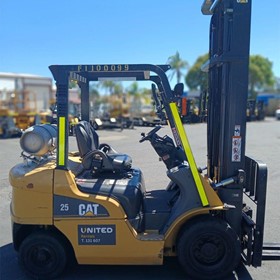 Used Cat 2.5T LPG Forklift | Perth