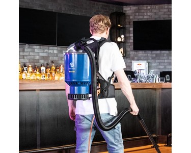 Pacvac - Pacvac Superpro 700 Backpack Vacuum Cleaner