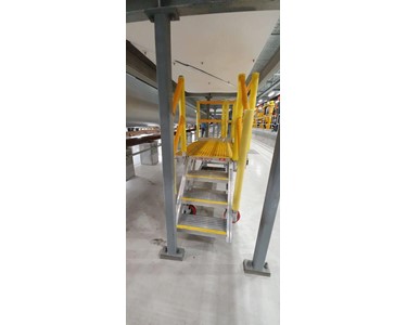 Mobile Access Platform | Mobile Coupler Work Platform