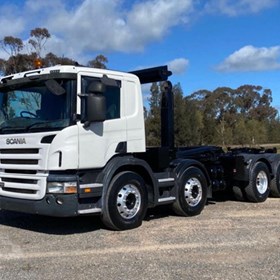 Used Hooklift Truck | 2006 SCANIA P340