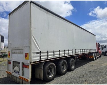 Used Curtainsider Trailer | 2009 MAXITRANS ST3 