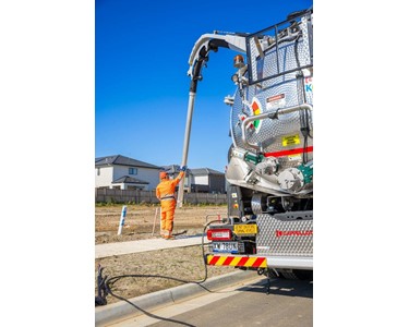 Volvo - Industrial Vacuum Truck | CAP COMBI CC 2600 HYDRO 6x4 | Cappellotto