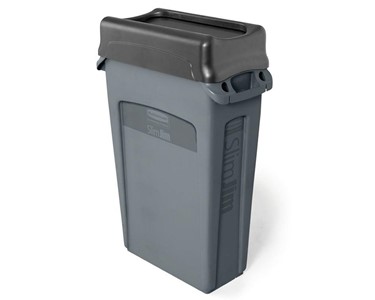 Rubbermaid 3540 shown with Optional 2673 Untouchable Lid