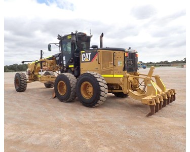 Caterpillar - Used Motor Grader | 2015 14M