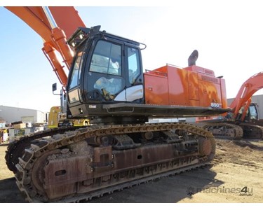 Hitachi - Used Excavator | 2022 ZX890LCH-6 