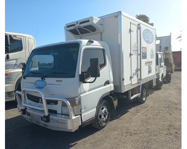 Used Refrigerated Truck | 2014 FUSO CANTER 515 WIDE CAB