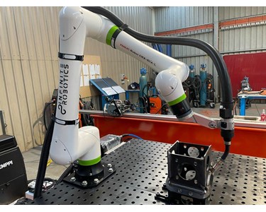 Infinite Robotics - Collaborative Robotic Welder | FlexWeld Single