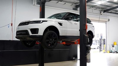 Mastering Your New Car Hoist: Essential Tips and Guidelines