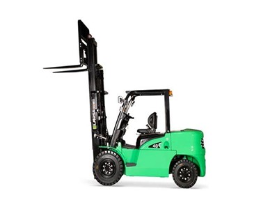 Larsa - 2.5T Diesel Forklifts