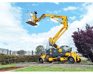 Rail Boom Lifts Diesel 10.5 kW | Monitor RR9/200