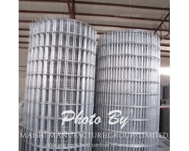 Welded Wire and Weld Mesh Fence Panels and Rolls