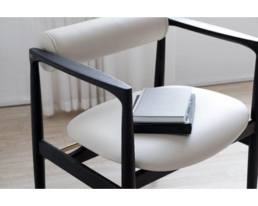benssur - Dining Chair - The Quokka Black Finish & White Leather Seat