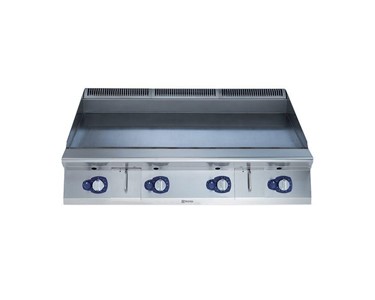 Electrolux Professional - Gas Griddle Plate | Smooth NitroChrome3 Plate 1200mm | E9IIKAAOMIA