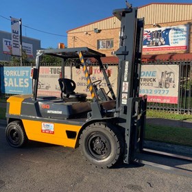 Used Diesel Forklift | FD50 5 Tonne