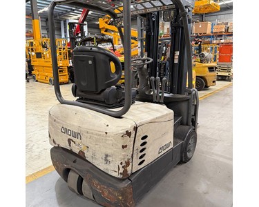 Crown - Used Crown Electric Forklift – 1.8T SC5215-30 | Perth