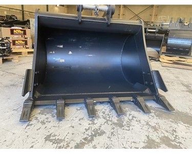 Roo Attachments - 20t GP Bucket 1500mm