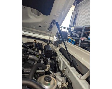 ACOT500 - Bonnet Strut Kit For Facelift Land Cruiser 70 Series 2024+