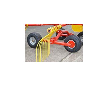 Farmliner - Farmliner Star 370/9 Rotary Hay Rake