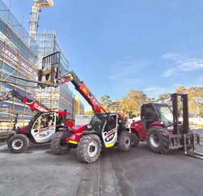 Manitou Telehandler MT 730 H working on construction site at Deicorp - customer testimonial