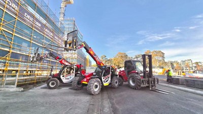 Manitou Telehandler MT 730 H working on construction site at Deicorp - customer testimonial