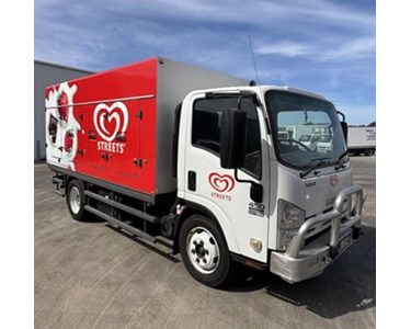 Isuzu - Used Refrigerated Truck | 2008 NQR450 