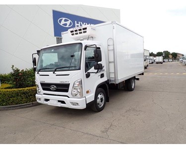 Hyundai - EX6 MWB Freezer Truck